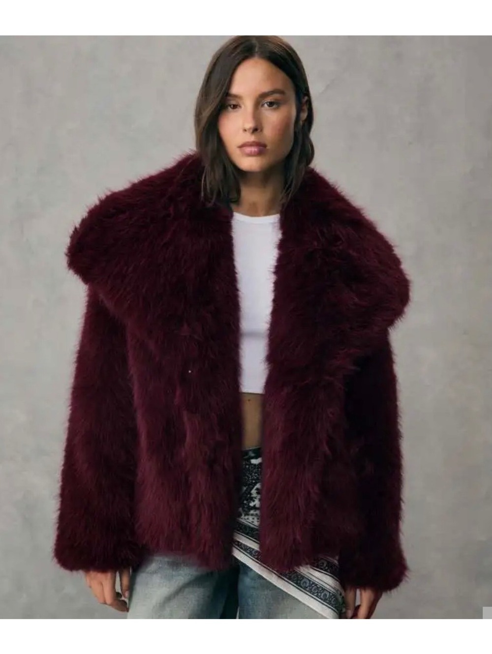 Stradivarius Burgundy Shaggy Faux Fur Cropped Jacket M Y2K Statement
